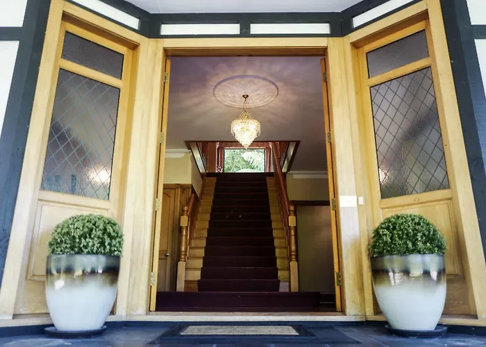 Hamurana Hotel